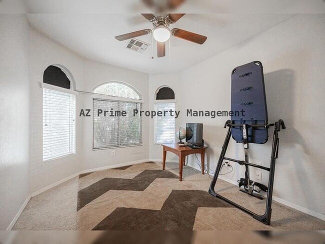 Building Photo - 15614 N 34th St