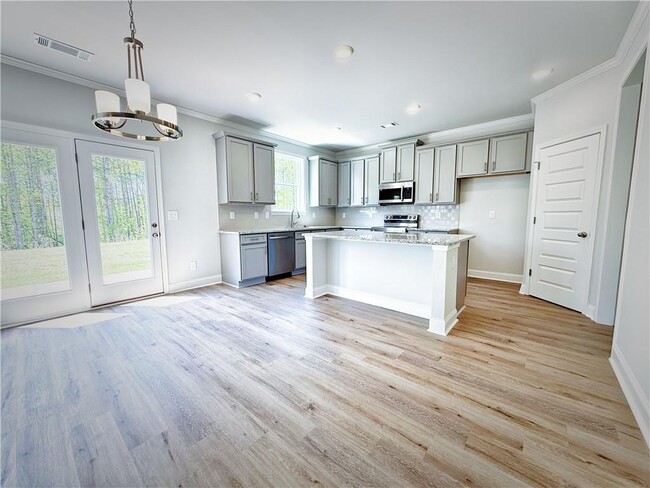 Building Photo - 7348 Rocklin Ln