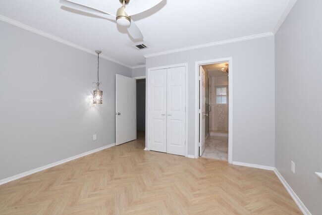 Building Photo - 2209 Nantucket Dr