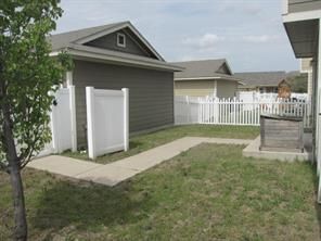 Building Photo - 504 Rolling Oak Dr