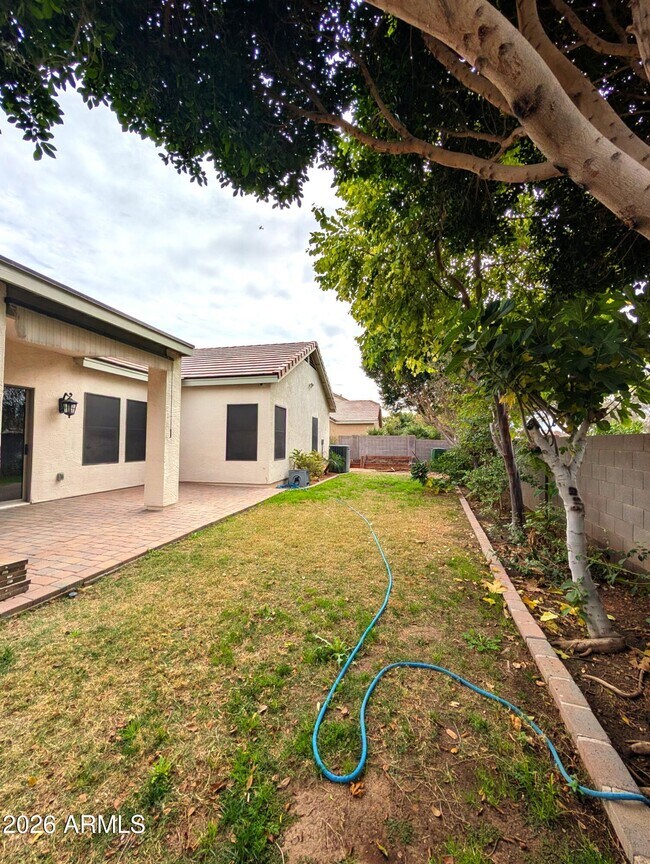 Building Photo - 1184 S Jesse Pl