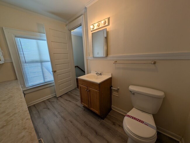 Building Photo - Downtown Concord Duplex Available Now