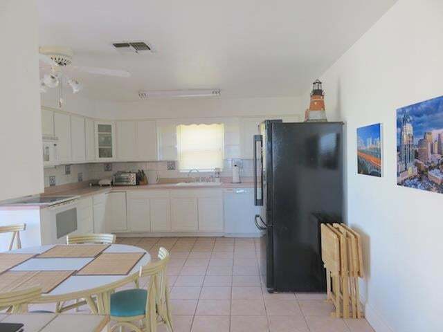 Building Photo - 241 Mount Pisgah Dr