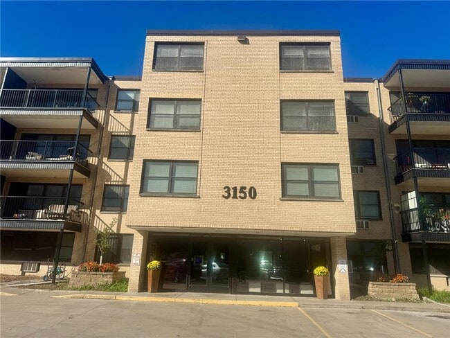 Building Photo - 3150 Excelsior Blvd