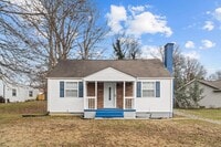 Building Photo - Cozy 3bd/2bth Cottage in Alcoa!
