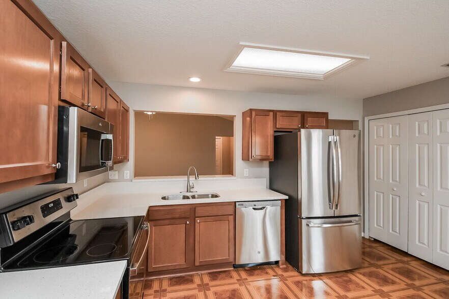 Building Photo - 1509 Maple Leaf Ln