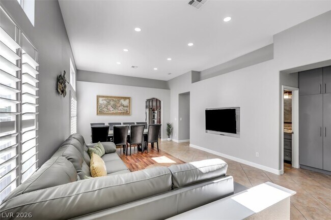 Building Photo - 7855 Windward Rd