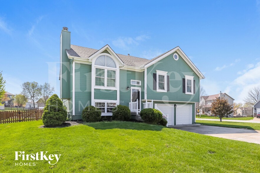 Building Photo - 1009 Peggy Dr