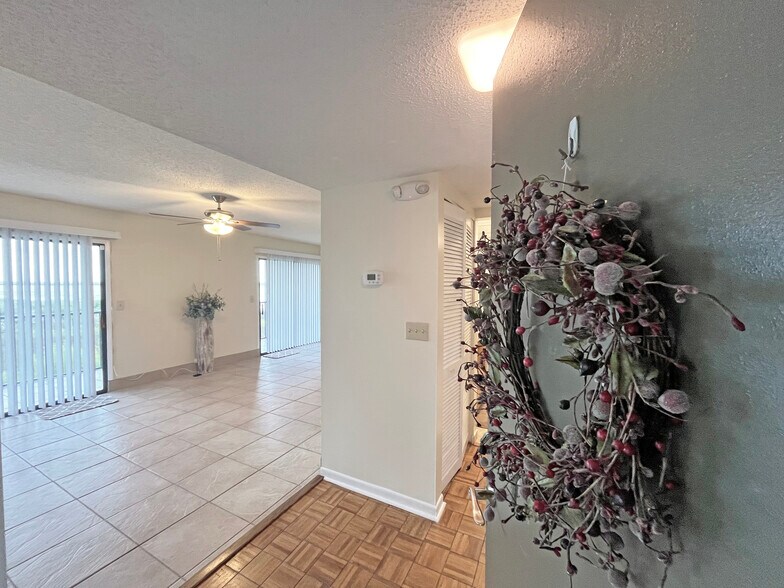 Building Photo - 26 Andalusia Ct