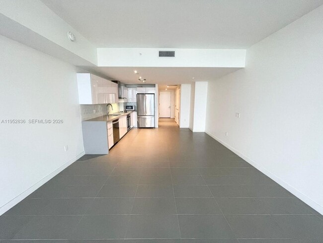 Building Photo - 1600 NE 1st Ave