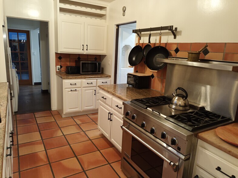 Building Photo - 359 Heather Heights Ct