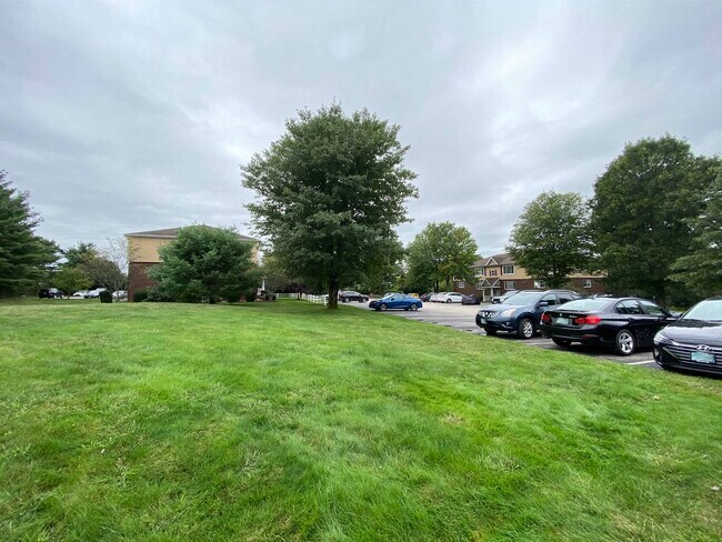 Building Photo - 3861 Brown Ave