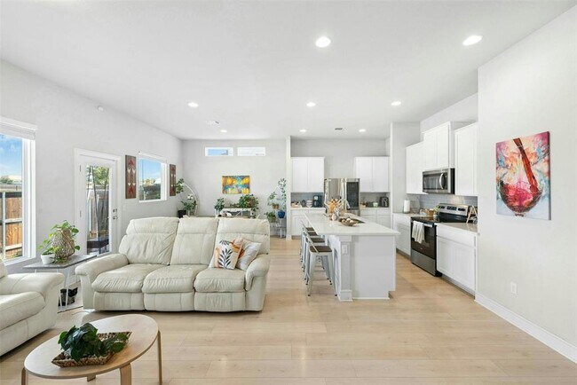 Building Photo - 17300 Monastrell Ln