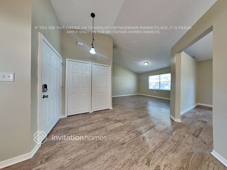Building Photo - 4222 Shades Crest Ln