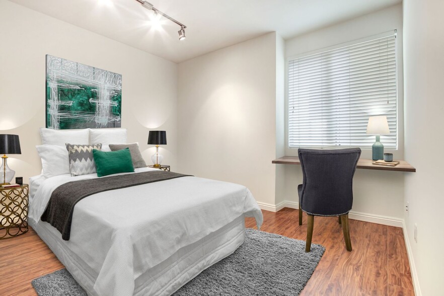 Interior Photo - APT MESSINA