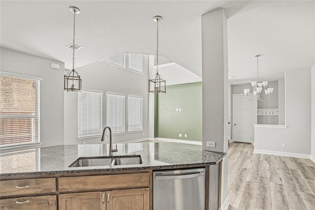 Building Photo - 1621 Rose Willow Wy