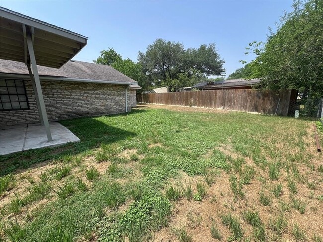 Building Photo - 821 Guadalupe St