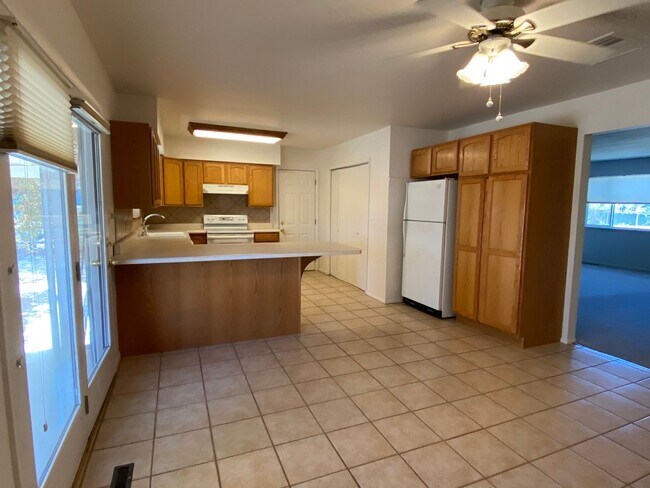 Building Photo - 1328 Woodmoor Ln