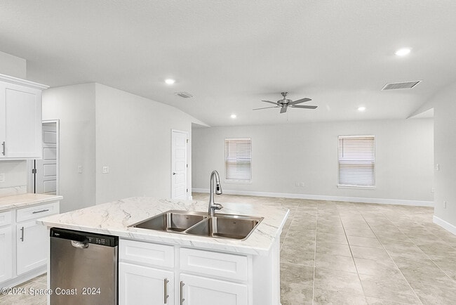 Building Photo - 1063 Grantham Ln