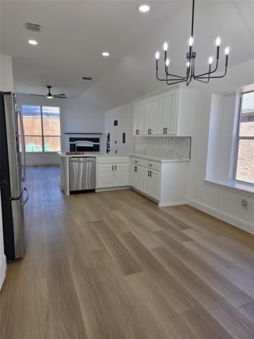 Building Photo - 10013 Daly Dr