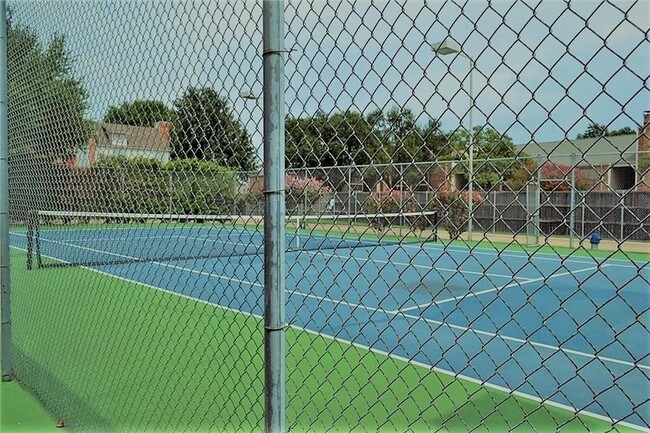 Building Photo - 18240 Midway Rd