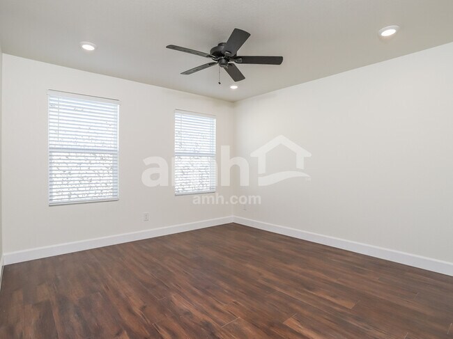 Building Photo - 6541 Enlightenment Dr