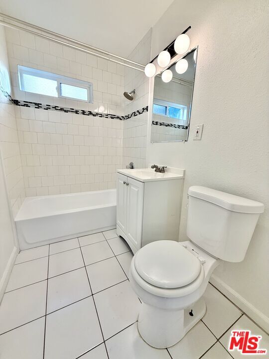 Building Photo - 3418 Cimarron St