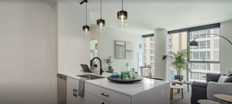 Primary Photo - 87 E Wacker Pl