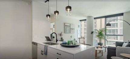 Building Photo - 87 E Wacker Pl