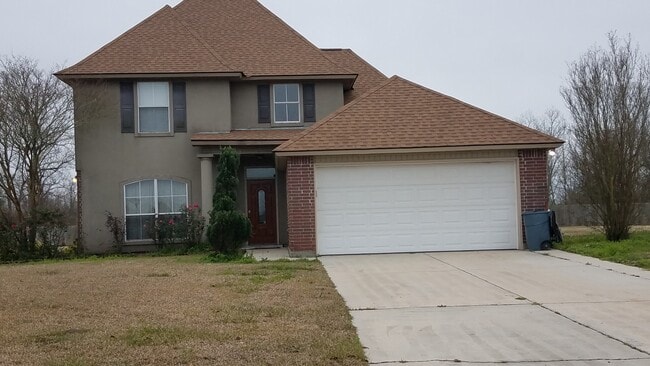 Primary Photo - 40467 Hawthorne Dr
