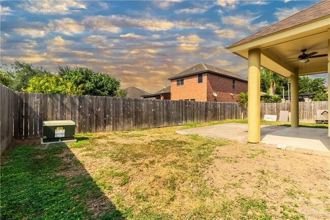 Building Photo - 22 San Roman St