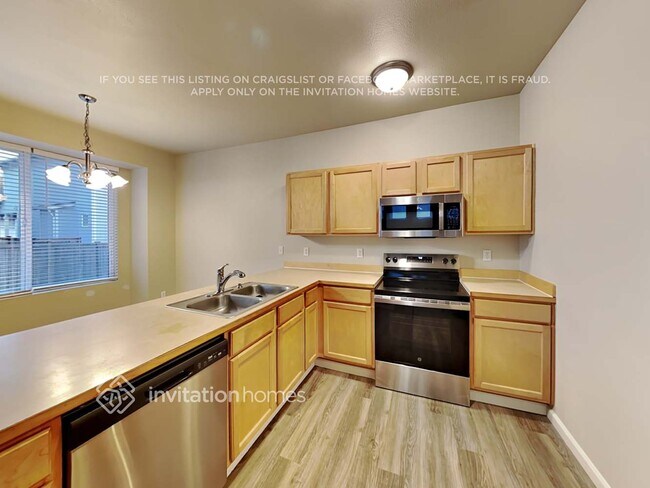 Building Photo - 18435 100th Ave E