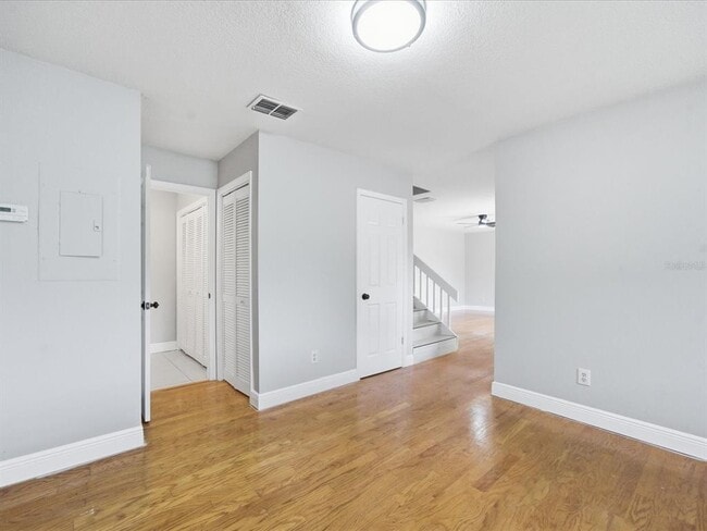 Building Photo - 15338 E Pond Woods Dr