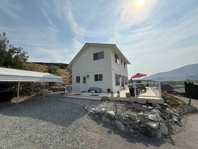 Building Photo - 102 Monte Carlo Dr