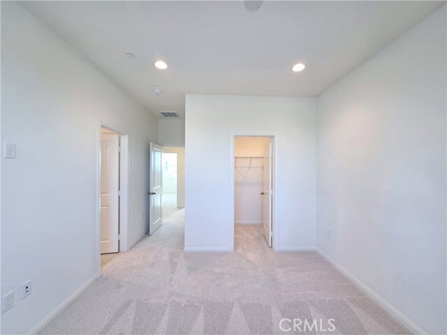 Building Photo - 2420 E Lincoln Ave