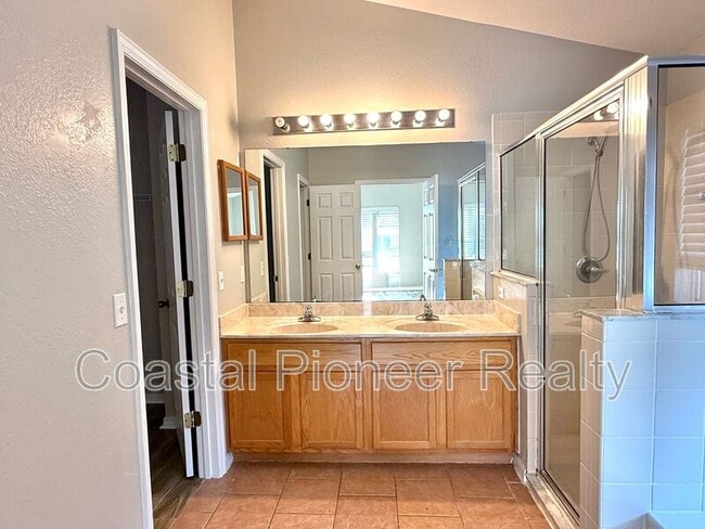 Building Photo - 3062 Buckeye Point Dr