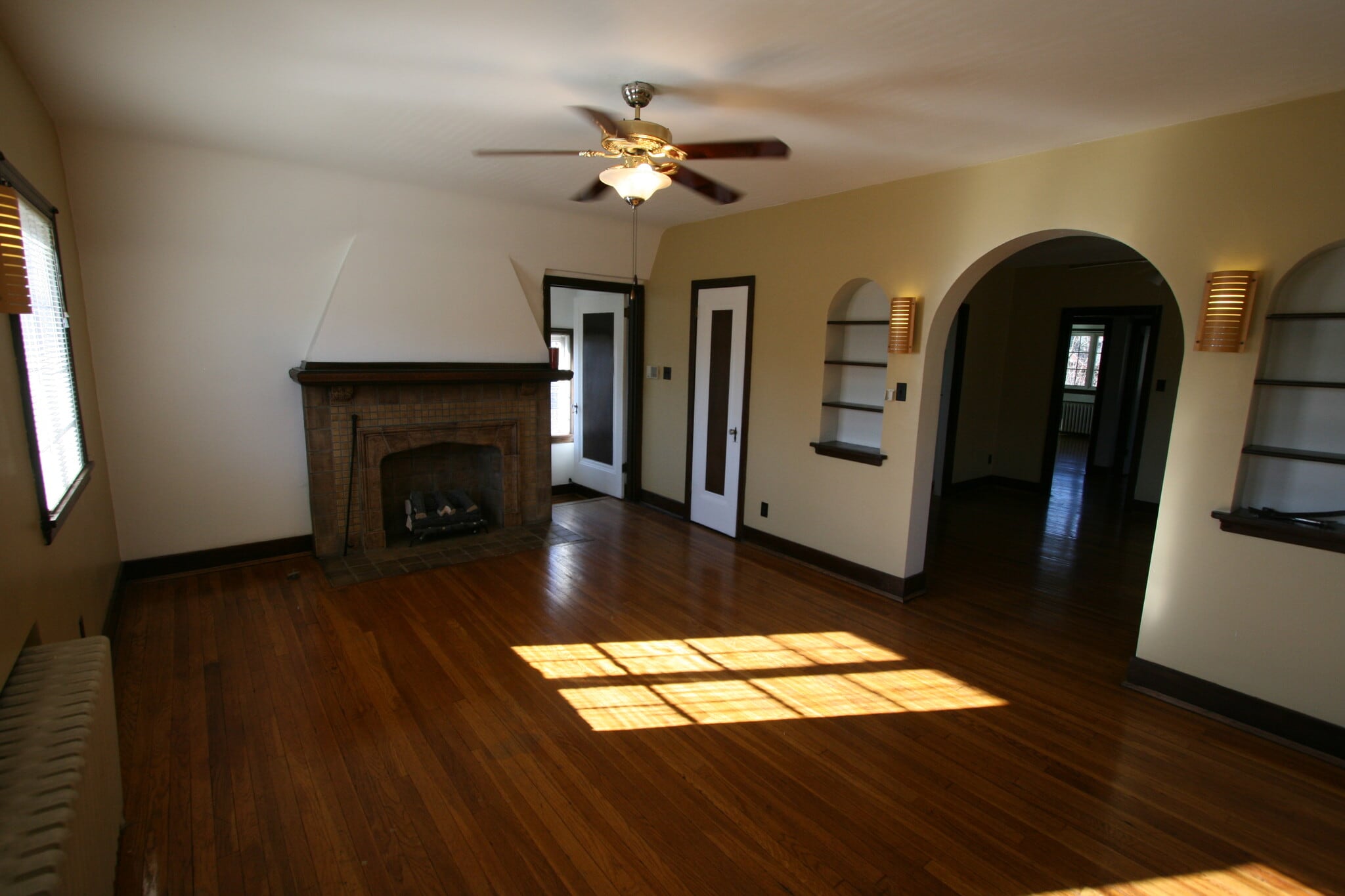 Front room w/fireplace, coat closet and door to entry steps - 330 S Aiken Ave
