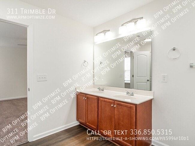 Building Photo - 311 Trimble Dr