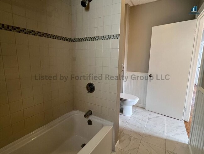 Building Photo - 19 Malvey St