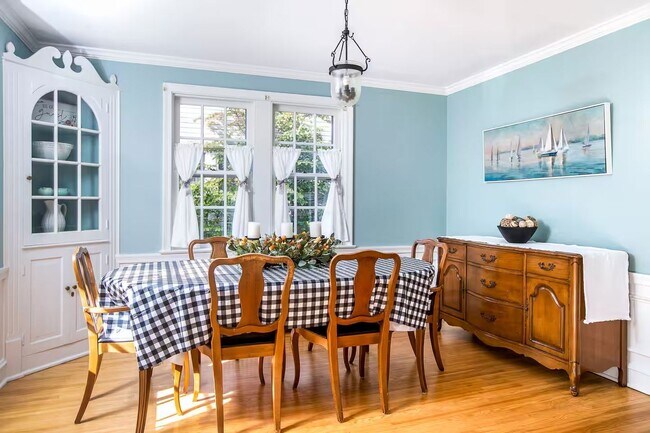 Building Photo - 149 Kready Ave