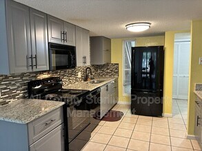 Building Photo - 1810 NW 23rd Blvd