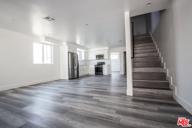 Building Photo - 2208 Hauser Blvd