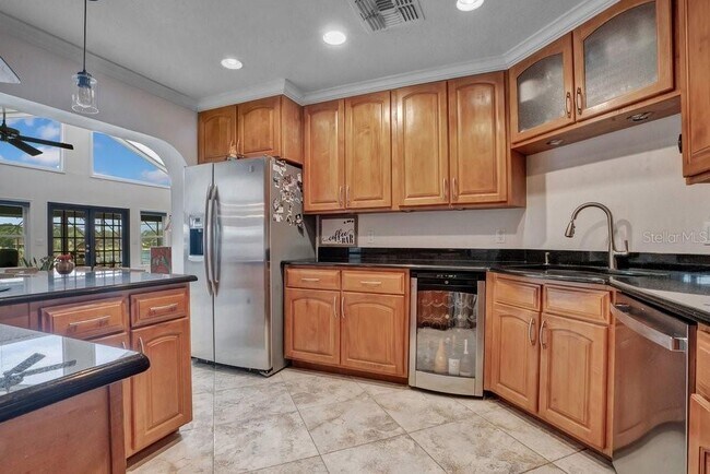 Building Photo - 8142 Chianti Dr