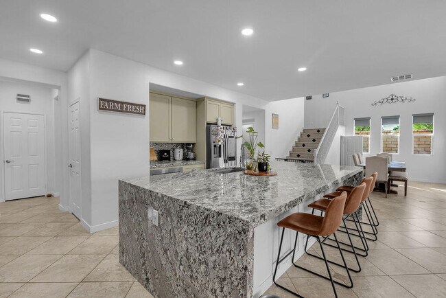 Building Photo - 82540 Lordsburg Dr
