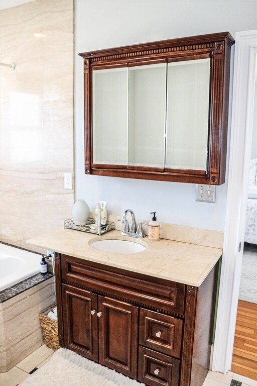 Building Photo - 36 Lancaster St