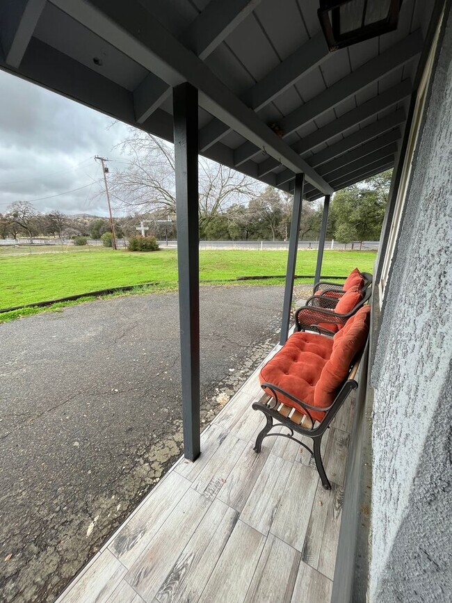 Building Photo - Beautiful Foothil Views Available Now!