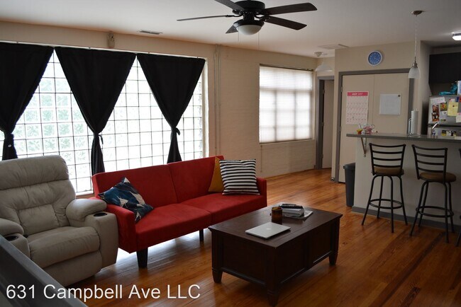 Primary Photo - 631 Campbell Ave SW