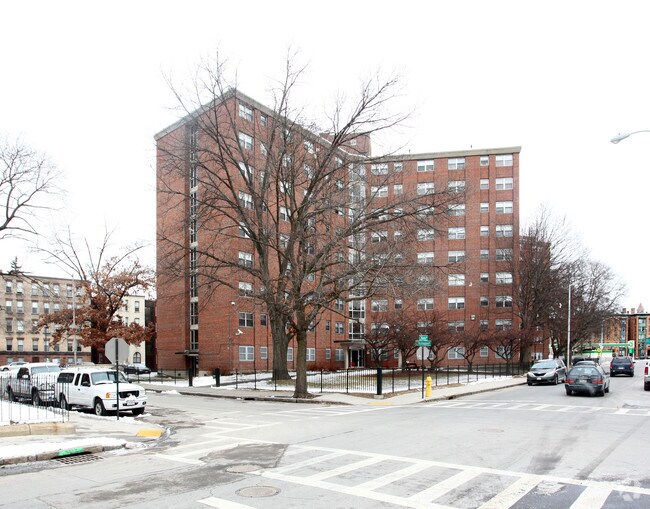 Building Photo - Wellington Street Apartments