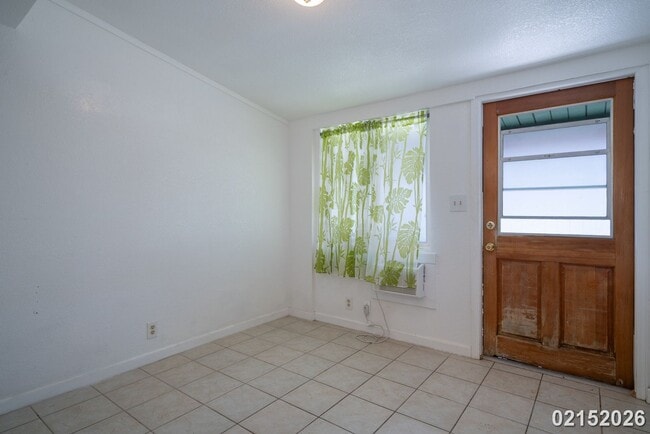 Building Photo - $2800 /2 Bed / 1 Bath / 1 Parking IN WAIALUA