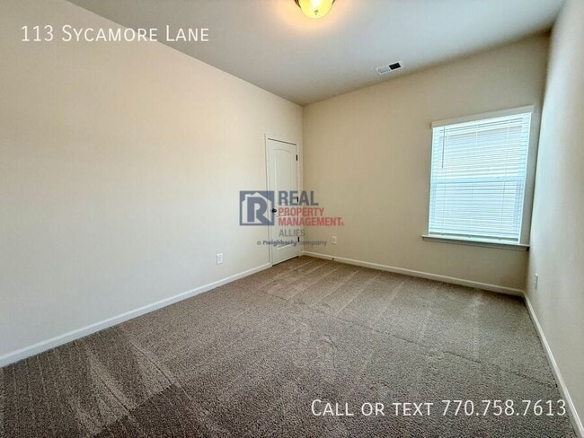 Building Photo - 113 Sycamore Ln